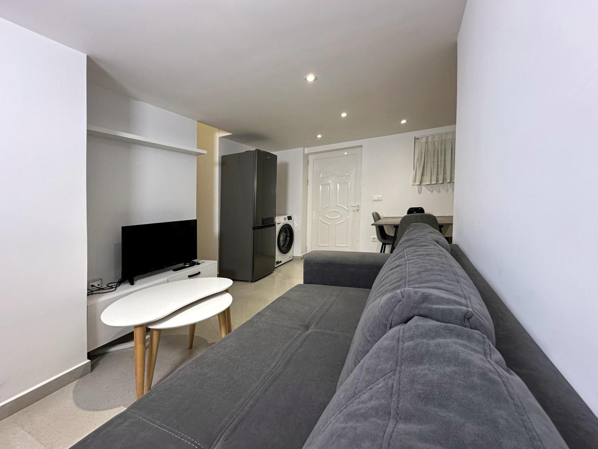 Home Select Tirana 2 Ngoại thất bức ảnh