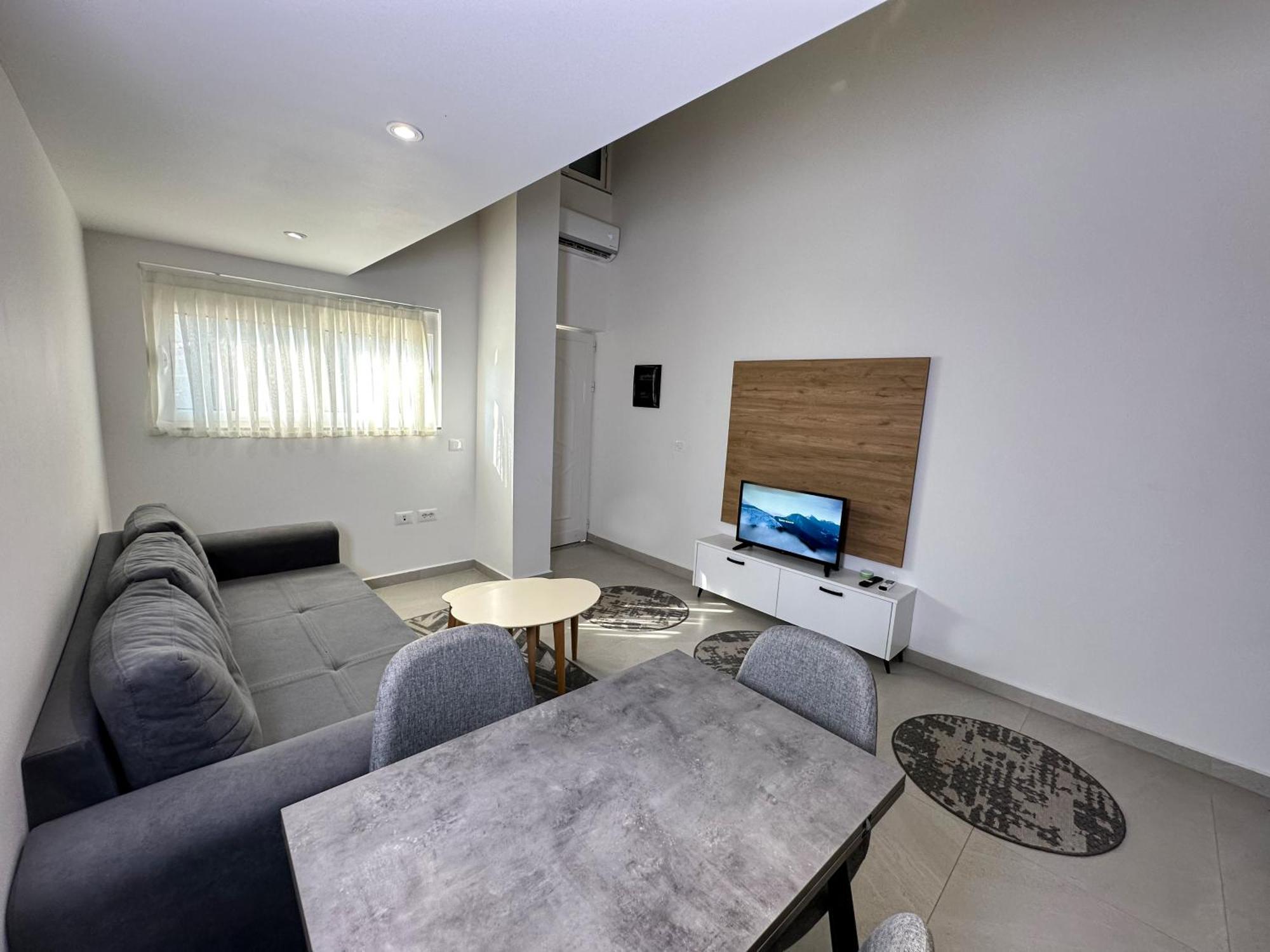Home Select Tirana 2 Ngoại thất bức ảnh